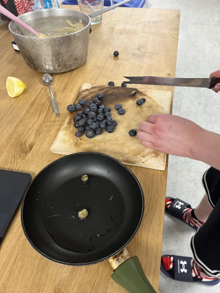 Chopping blueberry’s 